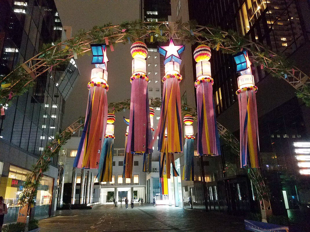 大阪府（梅田七夕・梅田スカイビル） image03